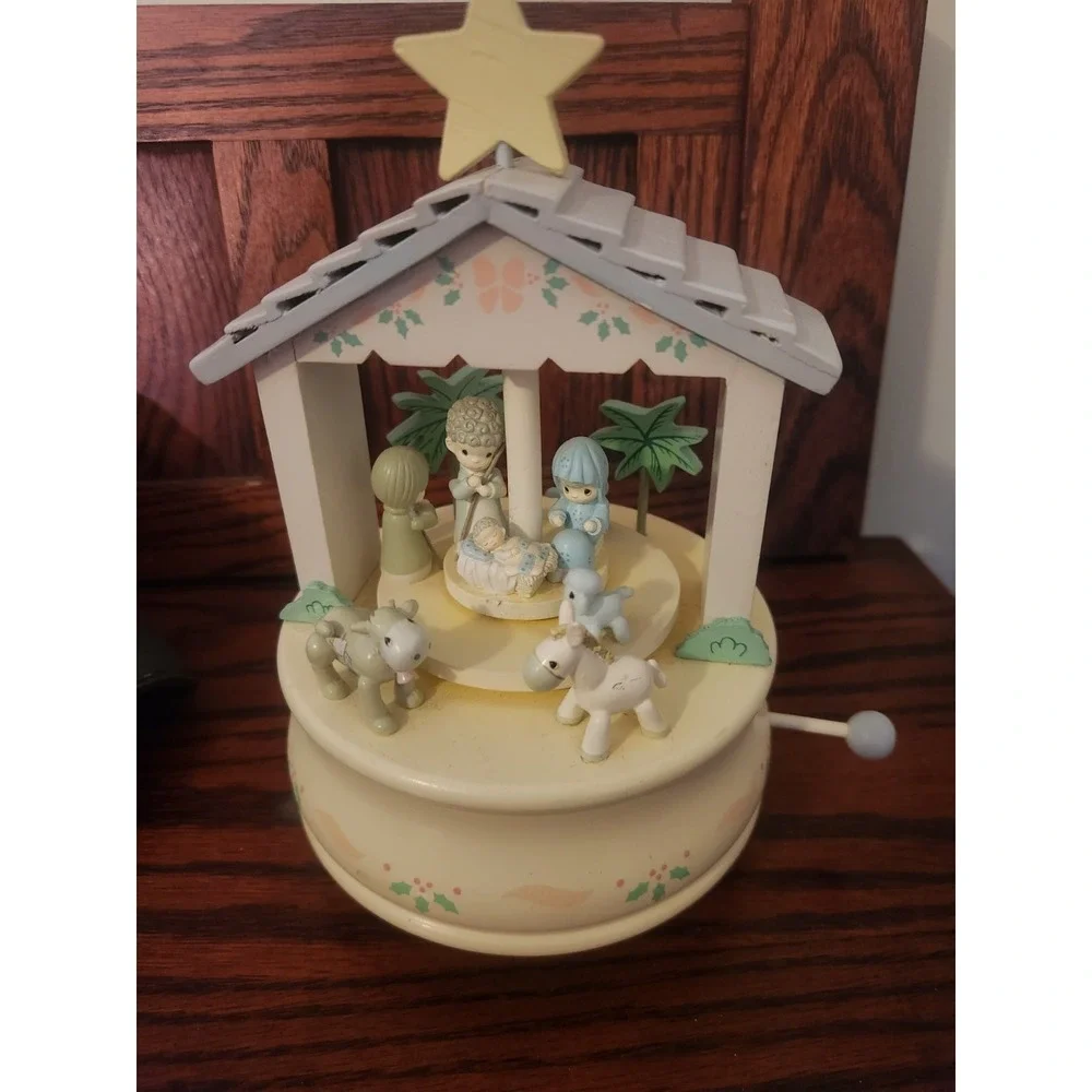 Precious Moments o Come Let Us Adore Him Nativity Revolving Musical 1991 624497